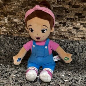 Ms. Rachel Speak & Sing doll